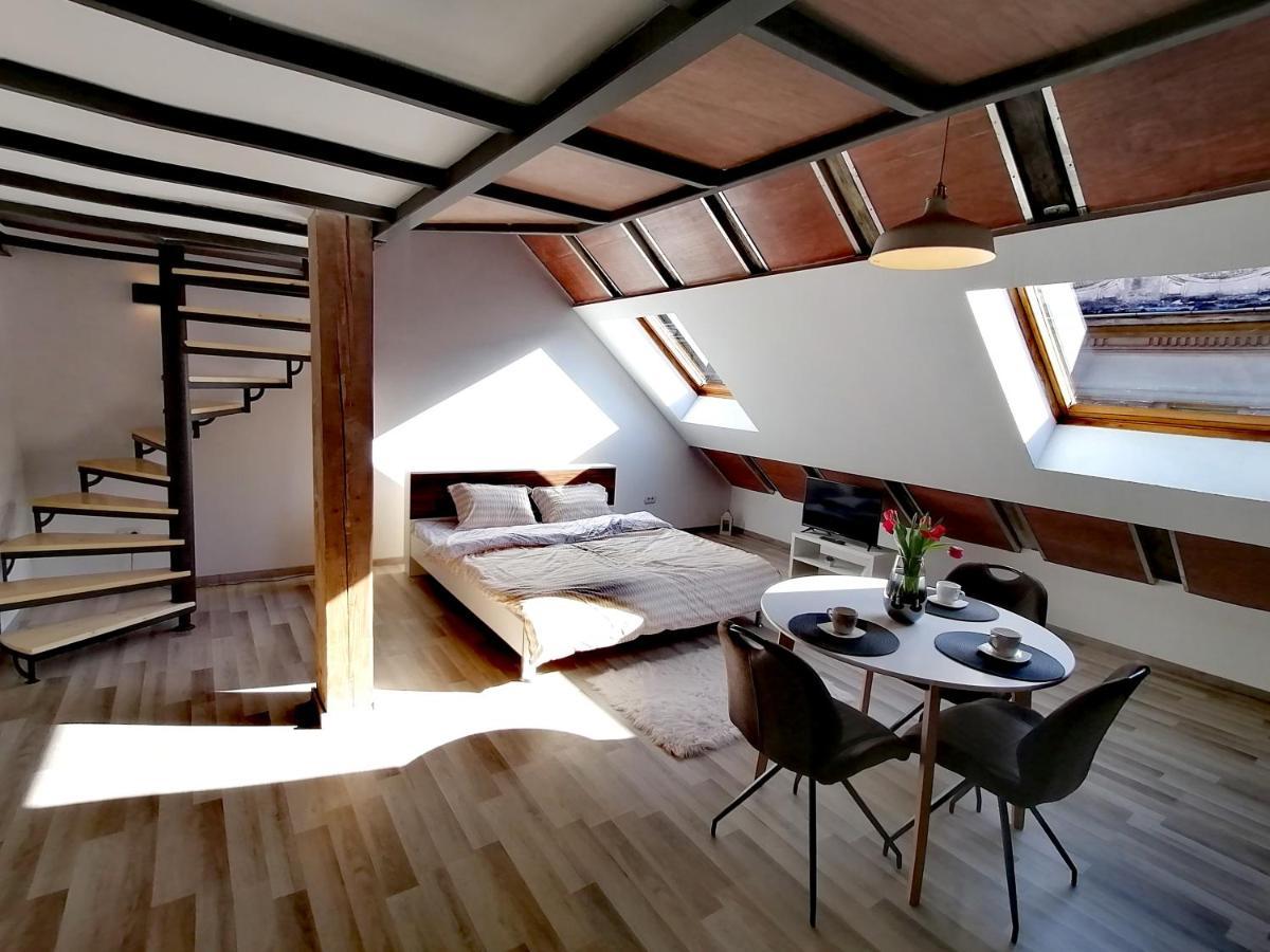 Savoya Nr2 Loft Studio Old City Center Self Check-In Workspace Timisoara Exterior foto